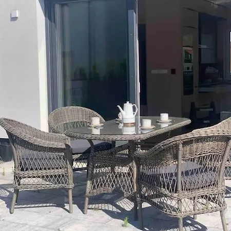 Dom „pod Lasem” W Ustce Willa Ustka