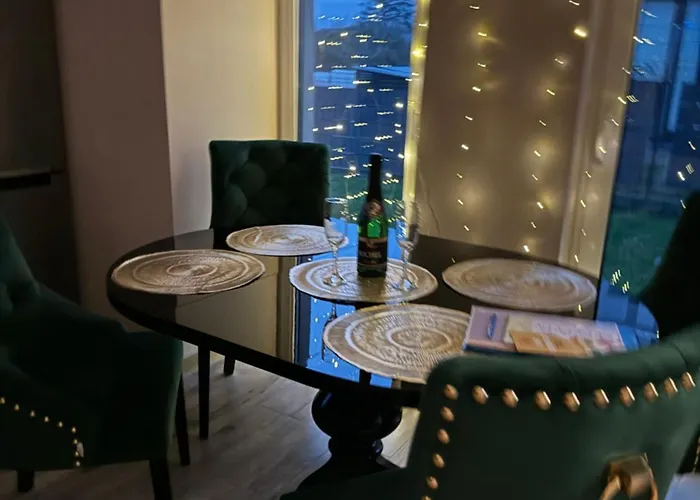 Dom „pod Lasem” W Ustce * Ustka