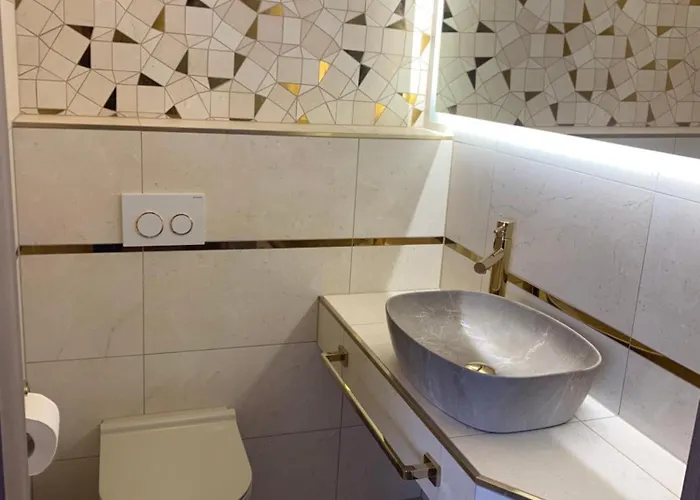 Villa Dom „pod Lasem” W Ustce *